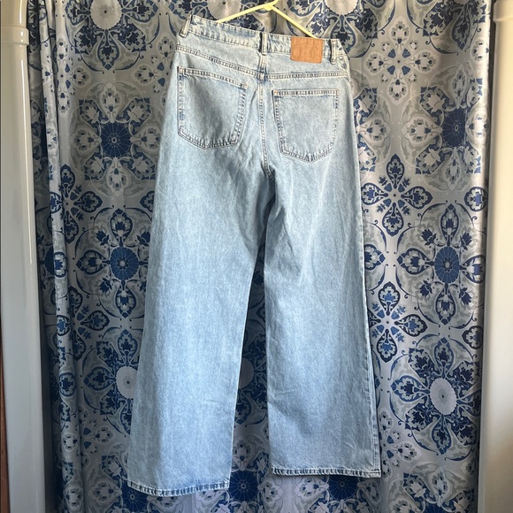 H&M Light Blue Flare & Wide Leg Jeans - Picture 2 of 2